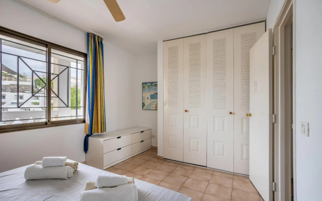 Matthew's Flat Los Cristianos by LoveTenerife