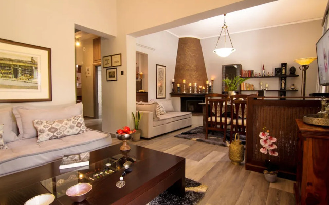 Athens Classic Retro Home