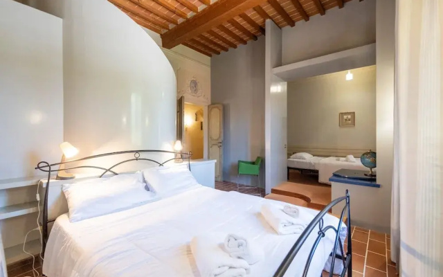 Eighteenth-century Tuscan Villa Tricolle
