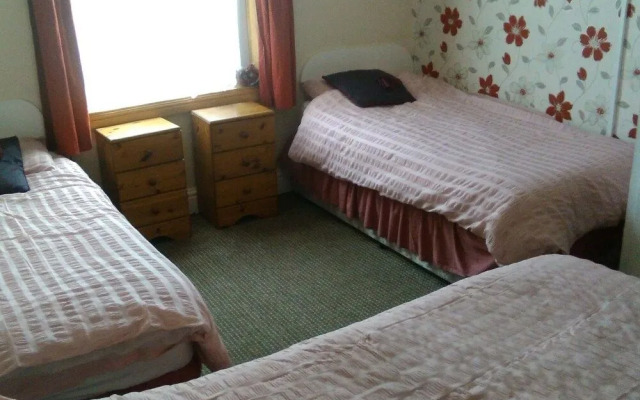 leedshouse guest house