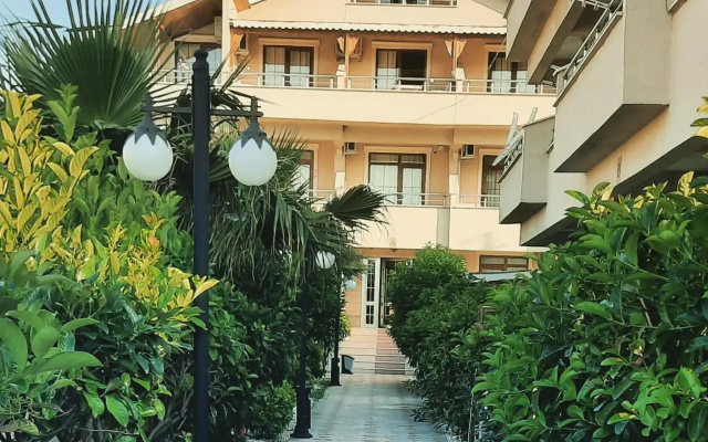 Altinkum Tatil Konaklari