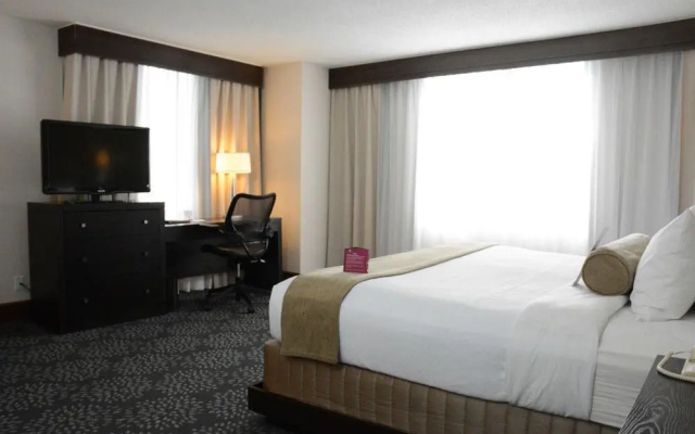 University Plaza Hotel And Conference Center