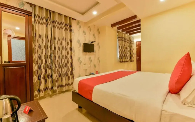 Malabar Plaza Residency by OYO