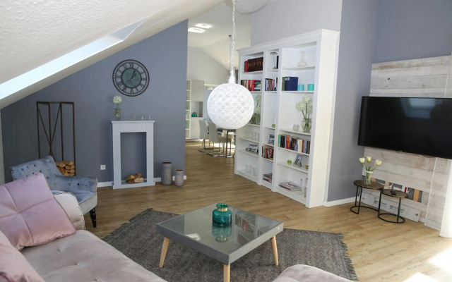 Apartment mit Designerküche, Loggia Ludwigsburg nahe Stuttgart