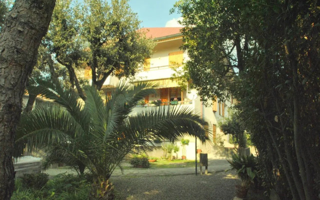 Appartamenti Pino Italico