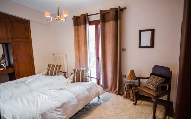 Traditional Luxury Villa Armonia