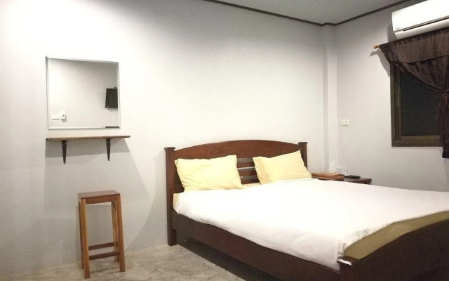 Kru Guesthouse
