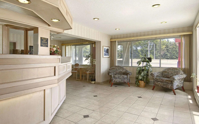 Metro Inn Calgary Northwest