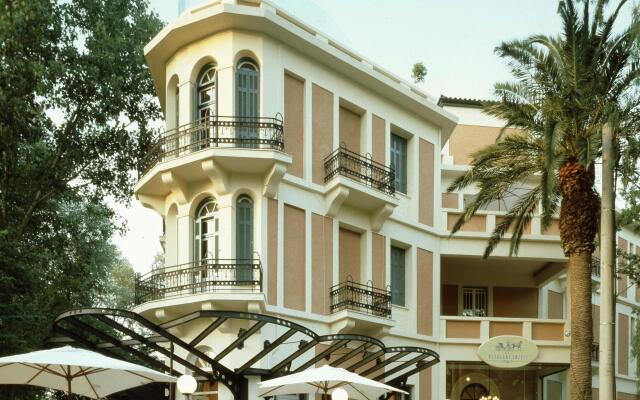 Отель Kefalari Suites вид на фасад