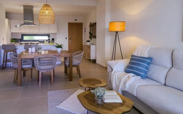 Modern and Spacious Condo Steps From the Beach
