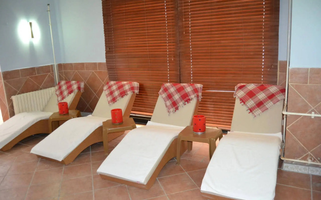 Hotel Duja Chalet Ski Center