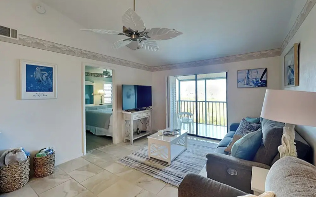 Admirals Bay 255 by Distinctive Beach Rentals