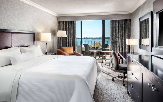 The Westin Harbour Castle, Toronto