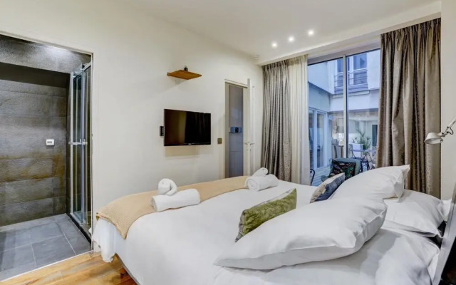 Jardin Priv Gorgeous 3 Bed House in Le Marais