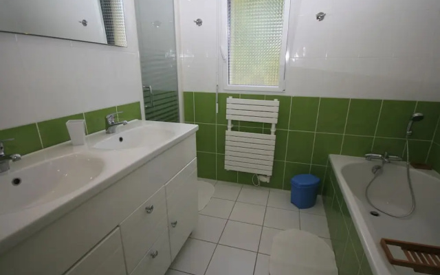Modern Villa with private pool in Plestin-les-Greves France