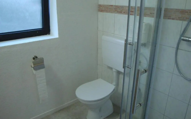 Cenet 1 Zimmer Apartment