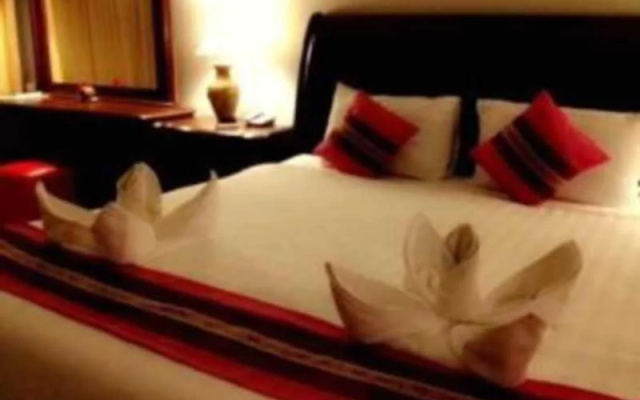 Thepnakorn Hotel
