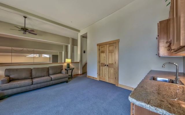 R214 Timber Ridge