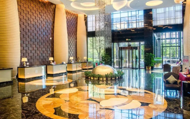 Ramada Plaza by Wyndham Huizhou East