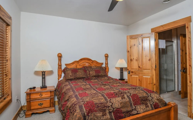 Ski Chalet 4 Bedroom Townhome
