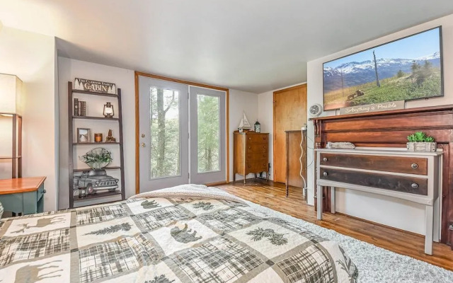 Clawson Cabin
