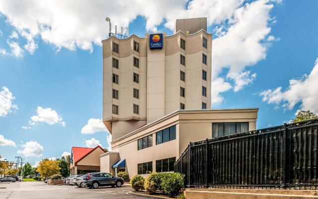 Comfort Inn & Suites 0