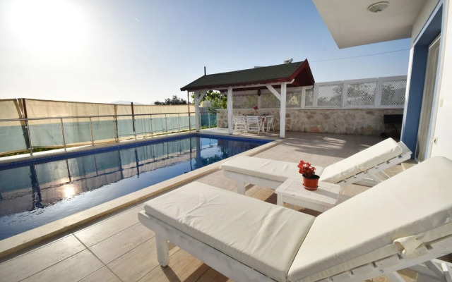 Villa Kumsal by Helaltatilvillari