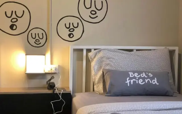 Bed'S Friend