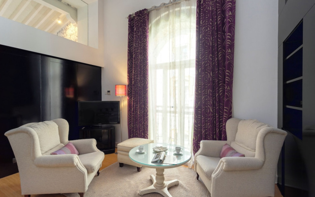 Exclusive House in Seville. Antonia Díaz