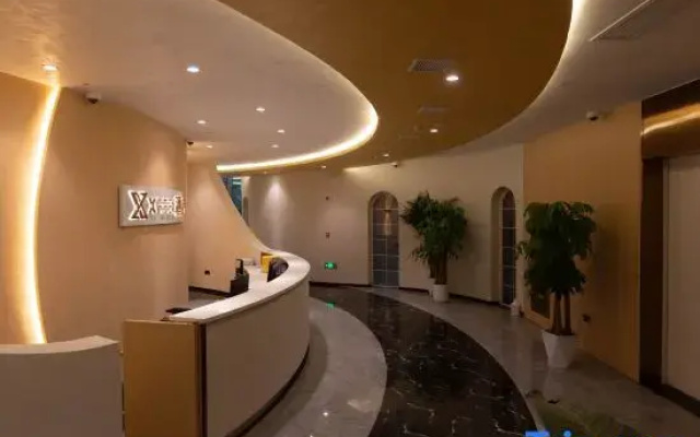 Xfeel Hotel