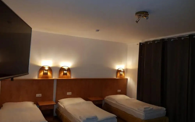Hotel Krone UG