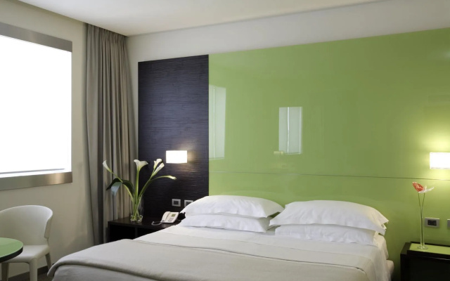 UNA HOTELS T Hotel Cagliari