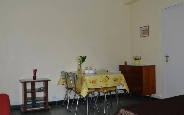 Appartement Argelès-sur-Mer, 1 pièce, 2 personnes - FR-1-225-617
