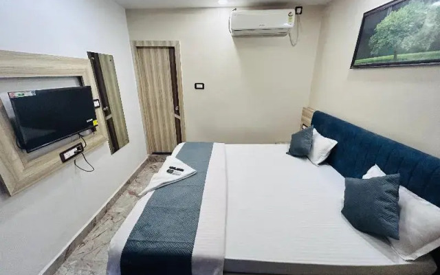 Hotel Dwarka Palace