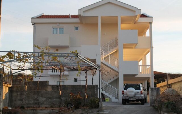 Апартаменты Apartments Branko вид на фасад