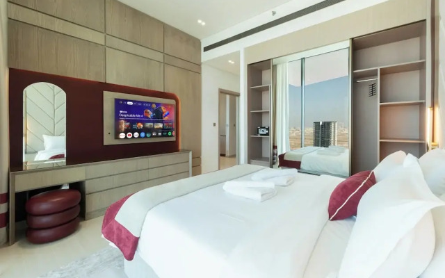 Exclusive High-Floor Apartment