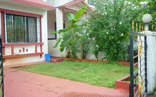 SWARAGAN HOLIDAYS VILLA 4 BHK AC LUXURY Room private pool