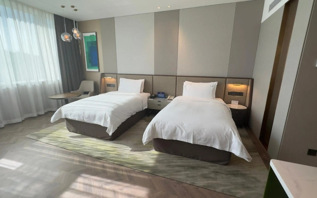 Holiday Inn Beijing Chang An West by IHG