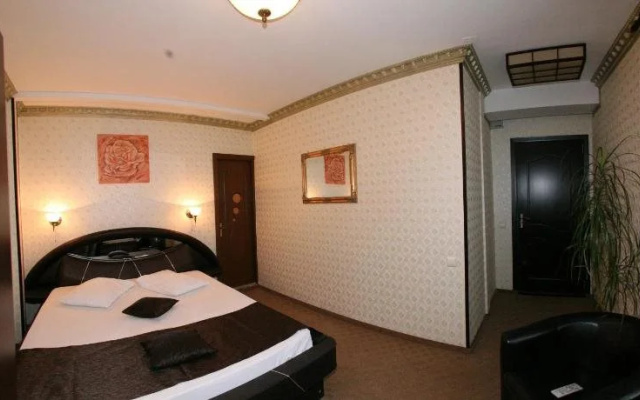 Flamingo Hostel