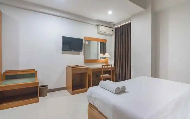 Hotel Yehezkiel Surapati Mitra RedDoorz