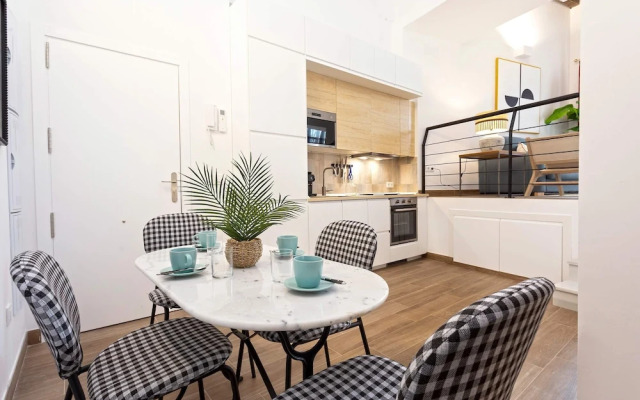 Luxury Apartment in Sevilla Center. Pajaritos V