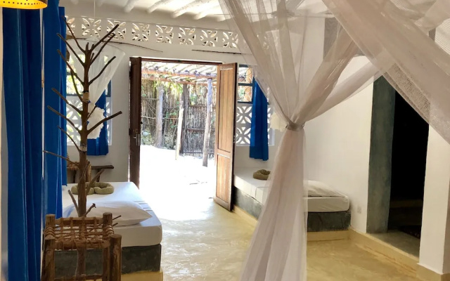 Zanzistar Lodge