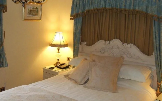 Moss Lodge
