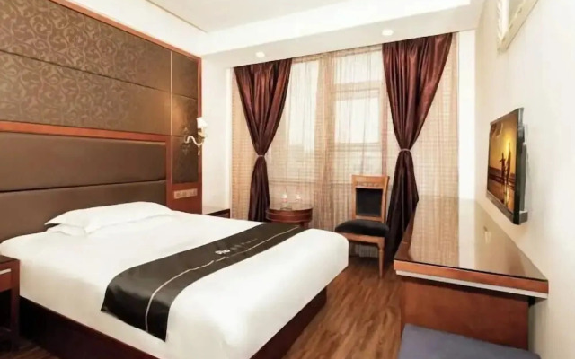Shengfeng Business Hotel (Ruian Passenger Transport Center Store)
