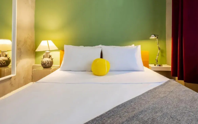 Pleasant Flat Near Taksim Square in Beyoglu
