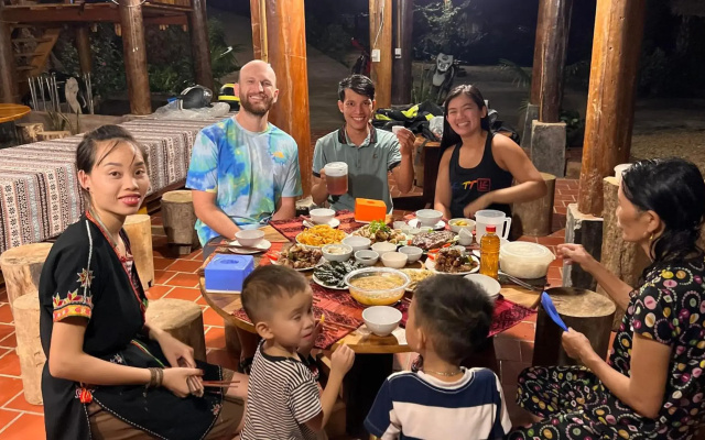 Vu Linh Palm House Eco Homestay