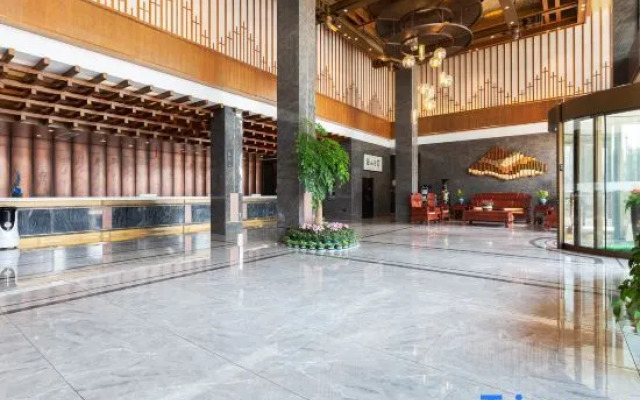 Zhedong Chuyue International Hotel