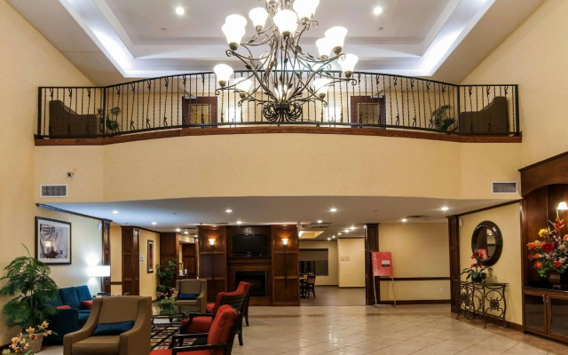 Spark by Hilton Houston Hobby Airport