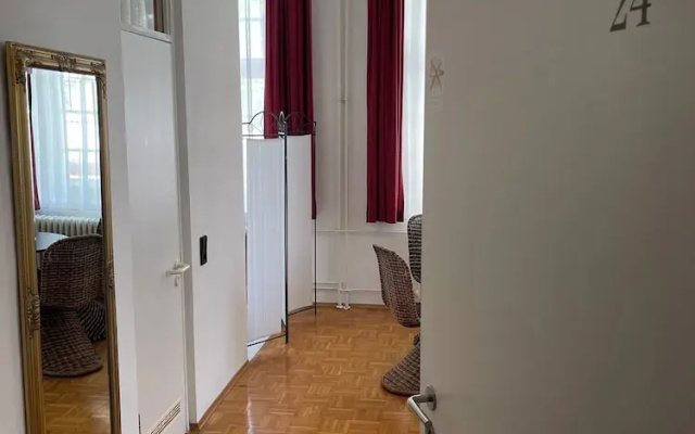 WHLIVING - Apartments & Studios