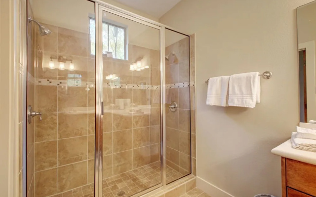 5002 Lynnwood St Duplex Unit A